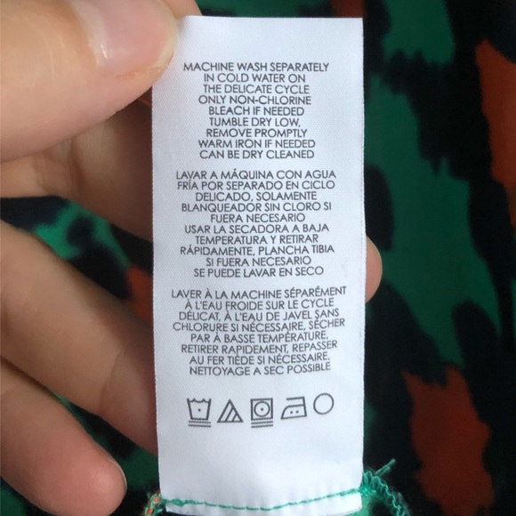 CAbi Rita Leopard Print Blouse Size Small - Picture 5 of 7